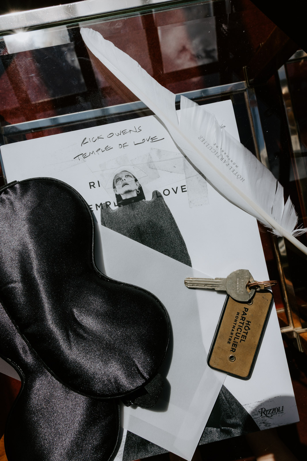 hotel particulier montmartre gay wedding prep 002