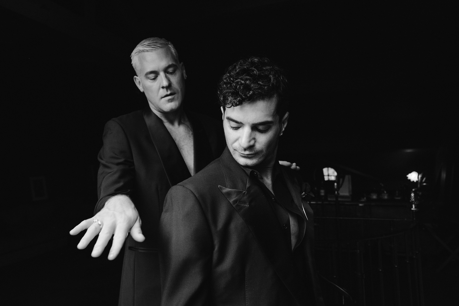 The grooms are getting ready for their ceremony at Hotel Particulier Montmartre, Paris