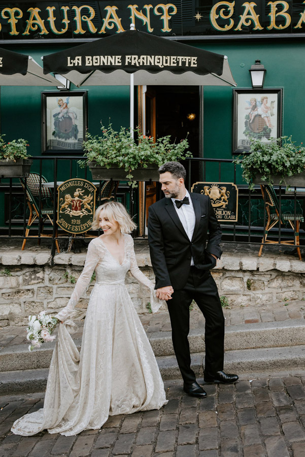 Hayley Sarah 10 modern elegant paris destination wedding photographer 038